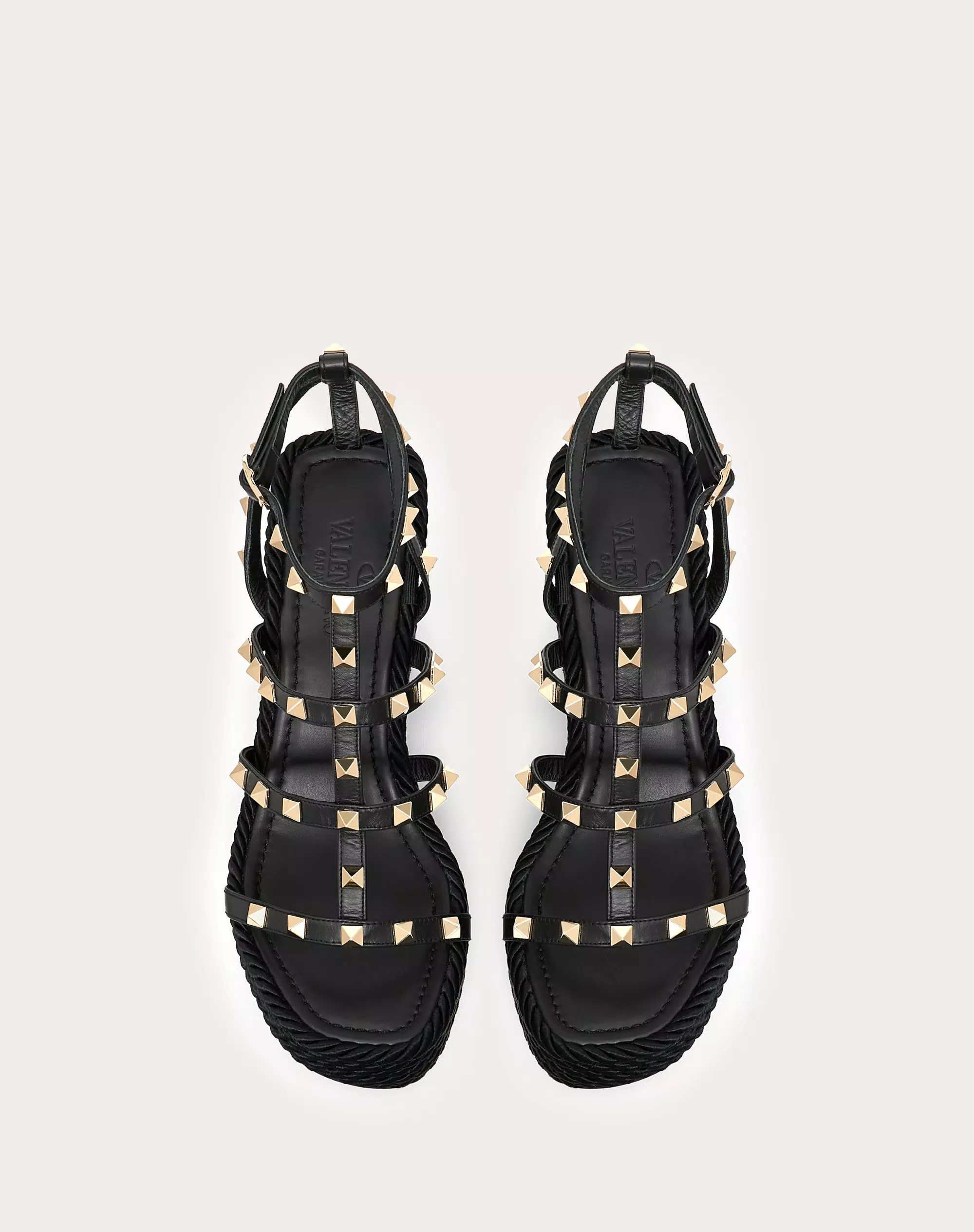 ROCKSTUD ANKLE STRAP WEDGE SANDAL IN CALFSKIN LEATHER 95 MM